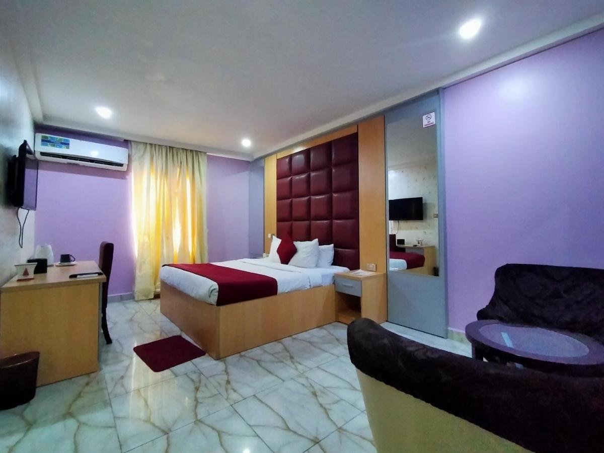 Boardwalk Hotel Wuse Zone 5 Wupa Exteriör bild